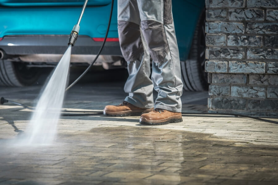 Pressure washing interlock pavers